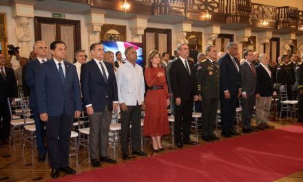 Abinader afirma descalabro Haití es reto para RD