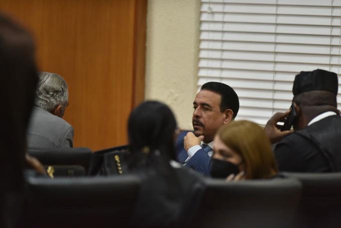 Alexis Medina irá a juicio de fondo acusado estafa