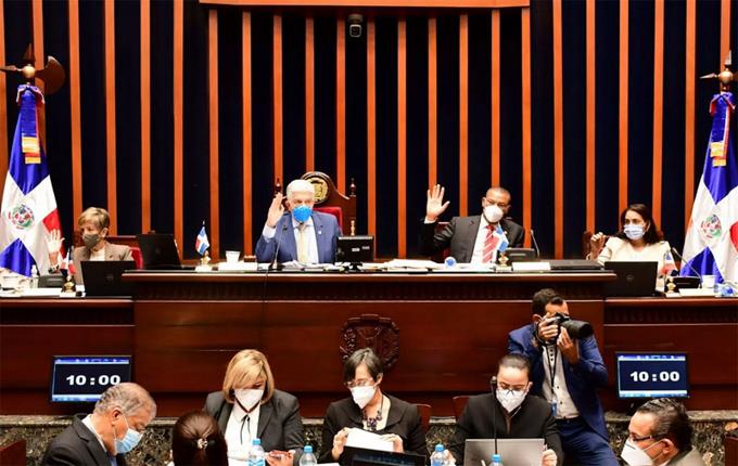 Código Penal pasa su primera prueba en el Senado
