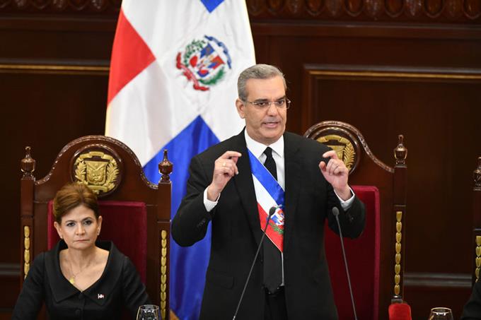 Las promesas de Abinader que no se han cumplido desde el 2022