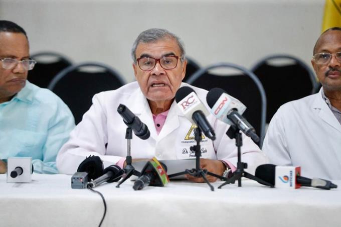 Médicos darán tregua de una semana a ARS