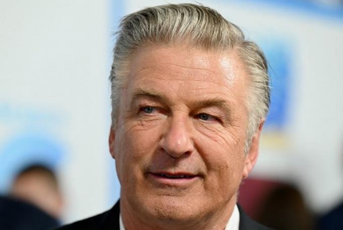 Trabajadores de «Rust» demandan a Alec Baldwin por efectos postraumáticos