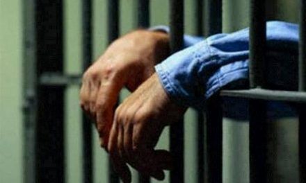 Cargos 10 personas por la muerte de un recluso negro en un psiquiátrico de EEUU