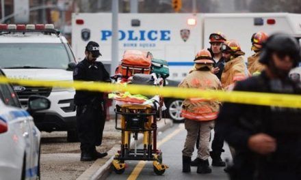Atacante de tiroteo en escuela de Nashville tenía siete armas de fuego