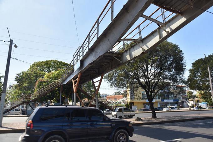 Obras públicas intervendrá peatonal de la Charles, según Alcaldía de SDN