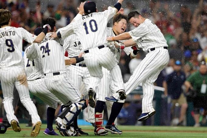 Japón viene de atrás para vencer a México y jugará la final este martes frente a Estados Unidos