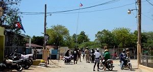 Cada mes Migración “deposita” a miles haitianos indocumentados por frontera de Pedernales