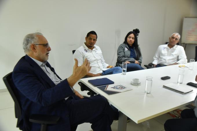 Vitelio Mejía: “Se hablaron, el plazo no funcionó”
