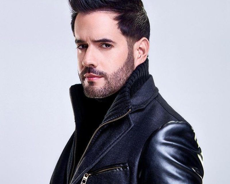 Manny Cruz lanza «Cuatro 26», su cuarto álbum de estudio