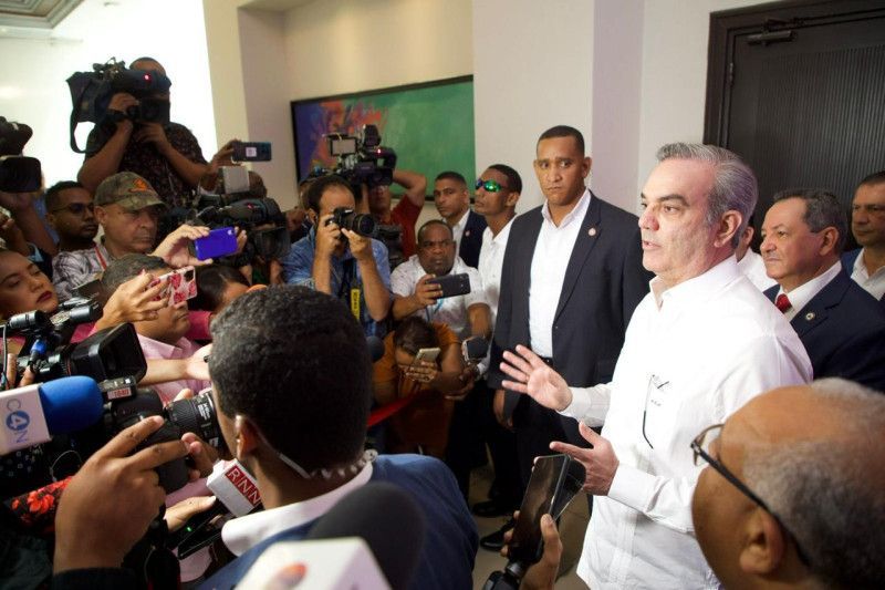 Abinader garantiza seguridad en el país ante crisis en Haití