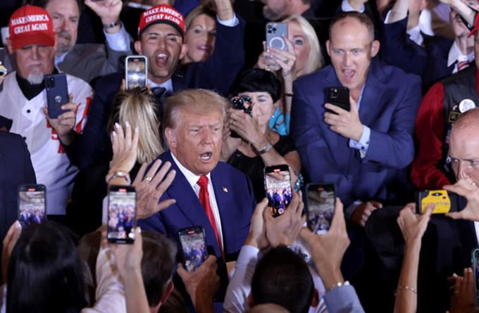 Donald Trump: “Estados Unidos se está yendo al infierno”