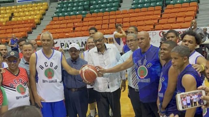 ACDS dedica Copa Baloncesto Alcaldía de Santiago a Martín Lajara y Nelson Javier