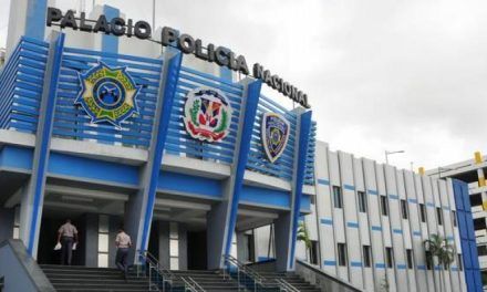 PN arresta “el banquero” en flagrante delito dentro de entidad bancaria