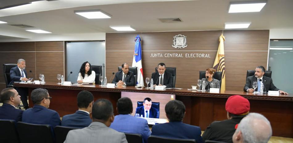Ambigüedad de texto legal generó interpretación sobre reservas de candidaturas