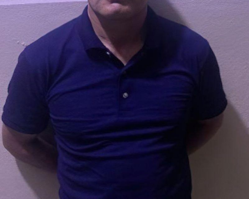 Detienen hombre por agresiones a menor de edad con quien convivía