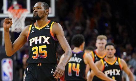 Jokic anota 53, pero no evita derrota de los Nuggets ante Phoenix 129-124