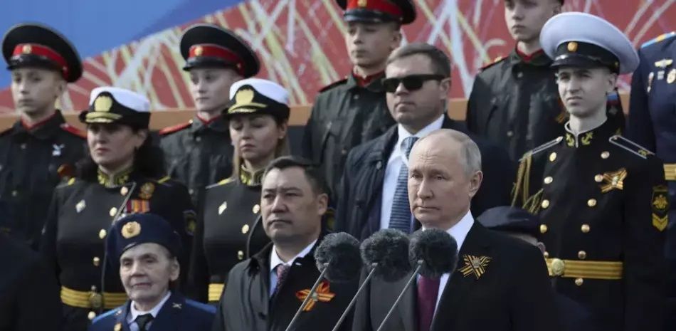 Putin: Occidente ha lanzado una guerra contra los rusos