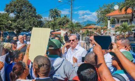 Funcionarios arrancan campaña a favor de la reelección de Luis Abinader
