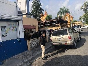 Policía Nacional recupera vehículo en San Cristóbal