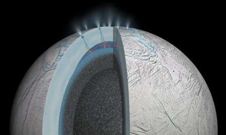 Hallan un ingrediente clave para la vida en Encélado, una luna de Saturno