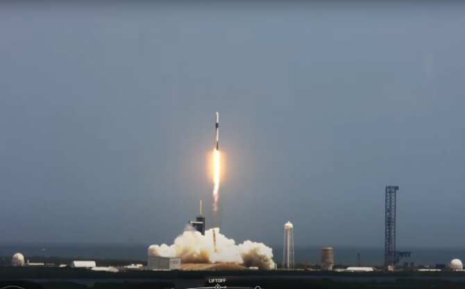 Nuevos experimentos espaciales en un carguero Dragon
