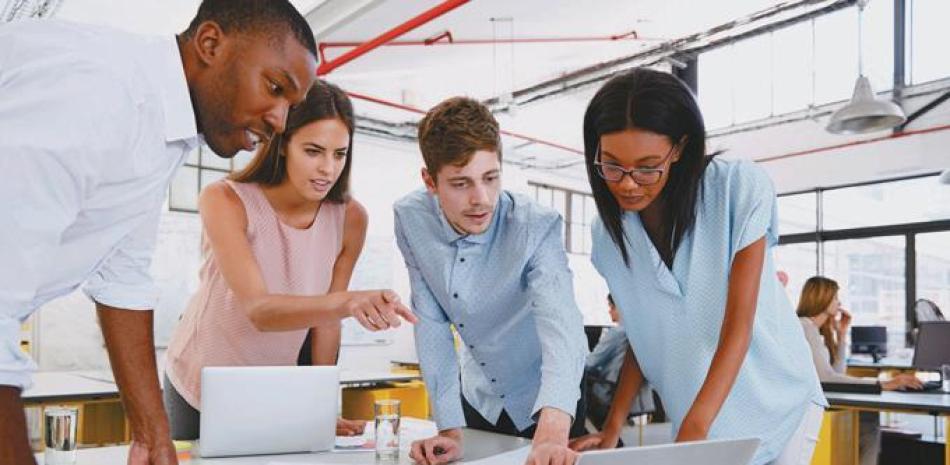 Equilibrio entre trabajo y vida personal es prioridad principal en la Generación Z y los Millennials