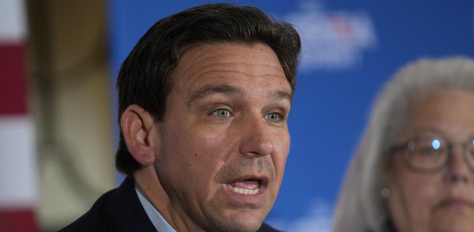 DeSantis pide mandar a la Marina a puertos mexicanos para impedir la entrada de químicos para fabricar fentanilo