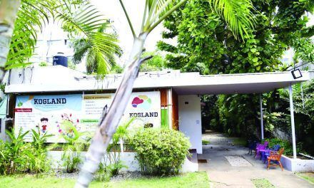 53 familias de niños del Kogland acuden al CAD
