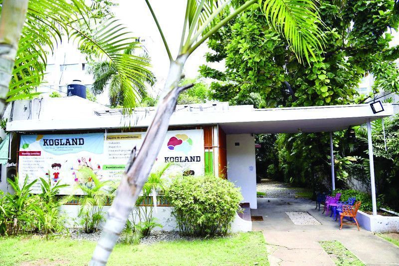 53 familias de niños del Kogland acuden al CAD