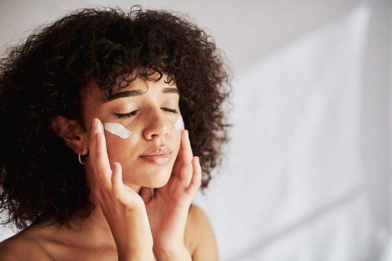 La tez morena no te hace invulnerable frente al cáncer de piel. ¡Protégete!