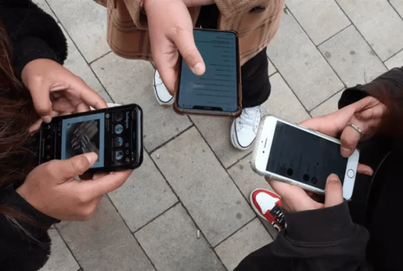 Un 90 % de los jóvenes chinos demanda acciones legales públicas contra el ciberacoso