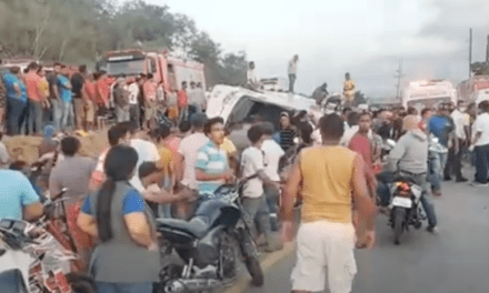 Mueren cinco personas y 28 están heridas en accidente guagua La Vega