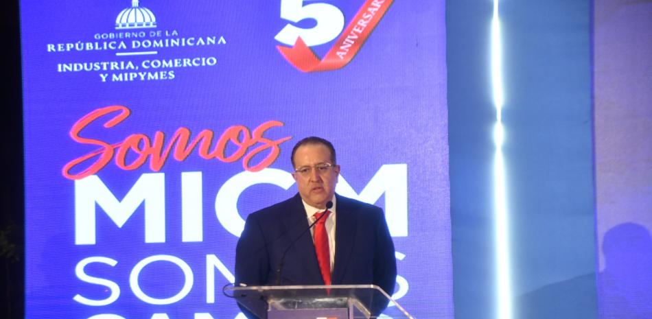 Magín Díaz recomienda protección y subsidio focalizado a industrias