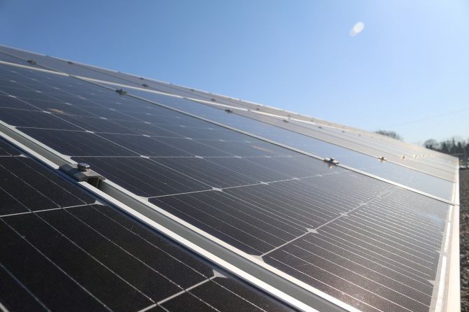 Ahorro de energía en el hogar: 10 consejos prácticos para una vida sostenible