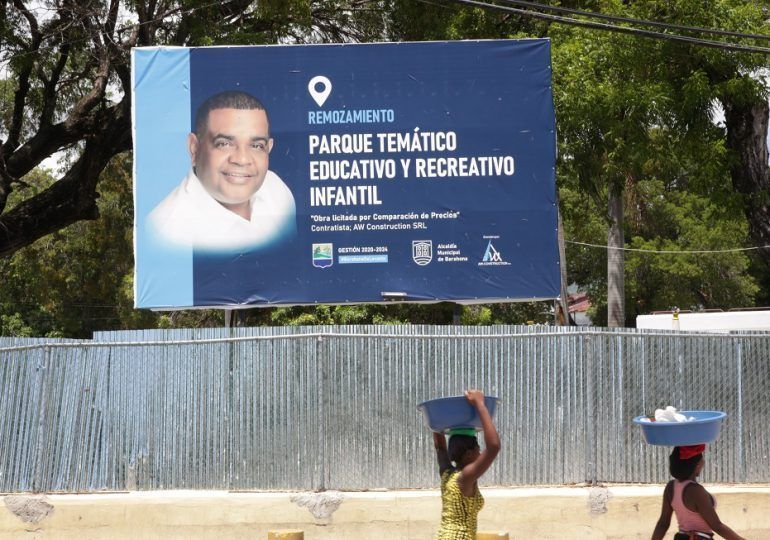 BARAHONA: Con inversión RD$ 16.4 millones alcaldía remozará parque infantil