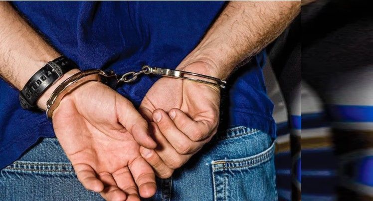 Policía apresa hombre implicado en doble homicidio en Baní