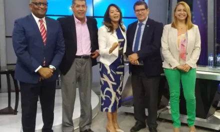 Leandra Acosta cuestionó «mala» administración en el Ayuntamiento SDE