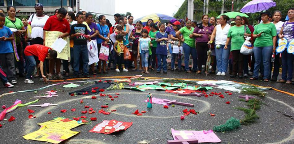 Plantean educar desde la niñez para frenar los feminicidios
