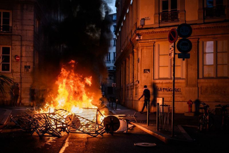 Gobierno refuerza despliegue policial ante múltiples protestas