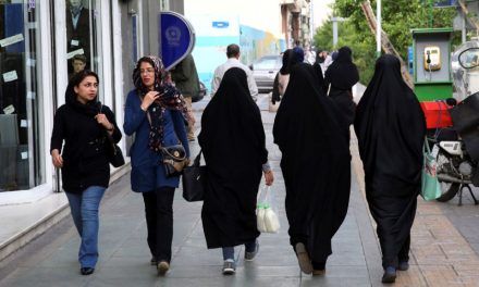 Irán lanza de nuevo a las calles a la policía de la moral