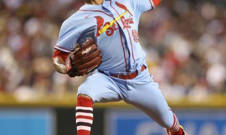 Génesis Cabrera, puesto en asignación por los Cardenales