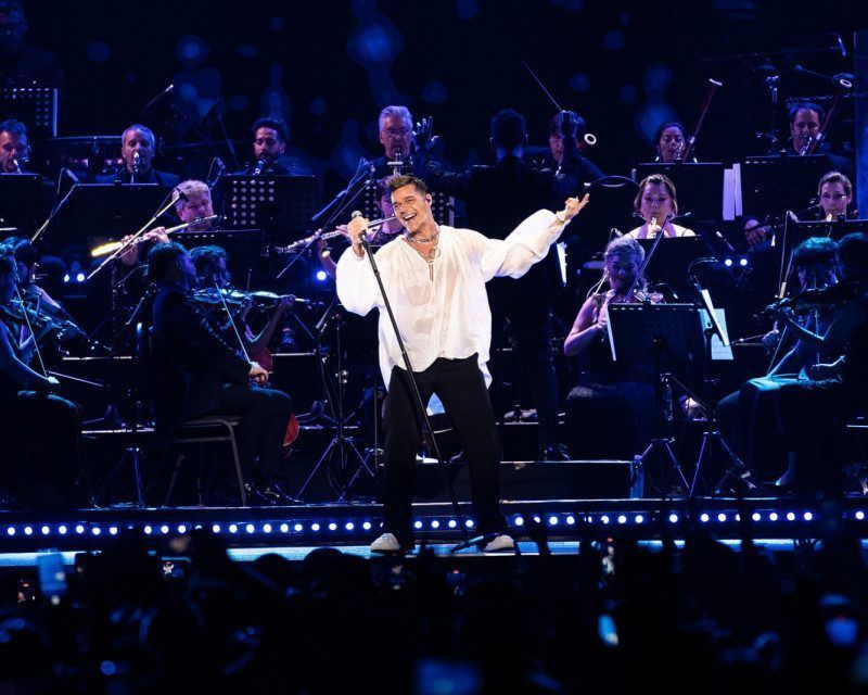 Ricky Martin sinfónico por primera vez en Altos de Chavón junto a la Orquesta Sinfónica Nacional