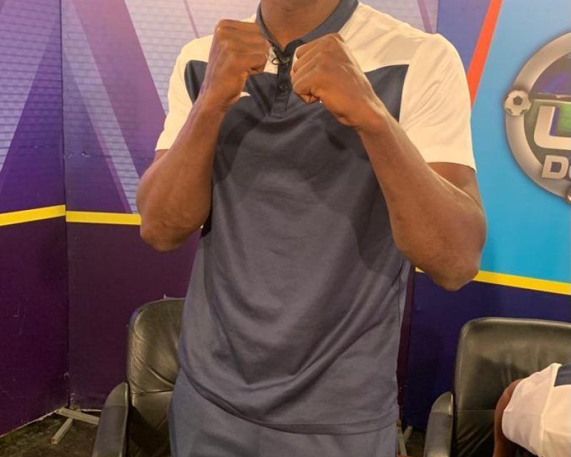 5 mil pesitos recibe campeón de boxeo