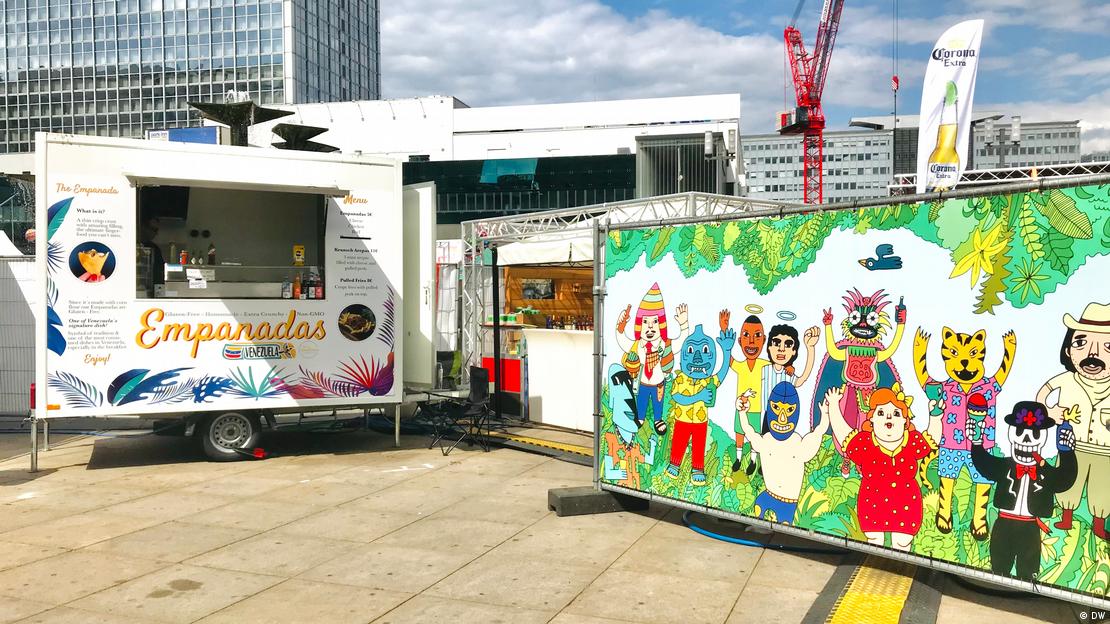 Alexanderplatz es una fiesta… latina