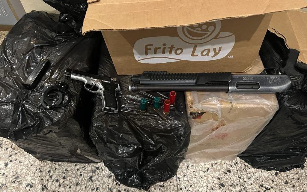 Fiscalía SDO, PN y DNCD ocupan drogas y armas de fuego durante operativos en Los Alcarrizos y Pantoja