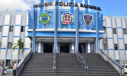 Inspectoría de PN investiga a agentes por fuga de dos internos de cárcel de Baní