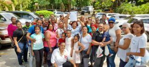 Dirigente PRM Dolores Luciano se inscribe para regidora