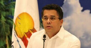 Collado a la oposición: “El turismo sigue fuerte no debe ser politizado”