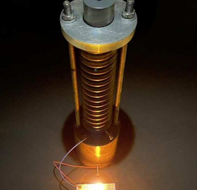 Supercondensador barato hecho de materiales vulgares