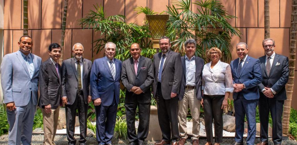 IDAC recibirá inversionistas aeropuerto